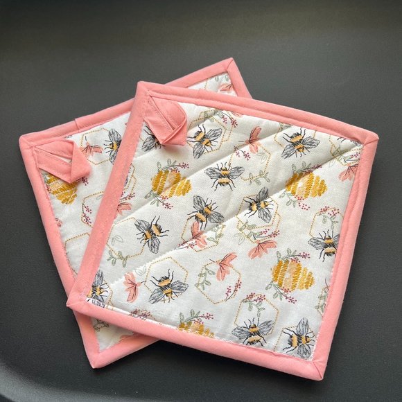 Handmade Kitchen Pot Holders Honey Bees Print Handmade Poshmark